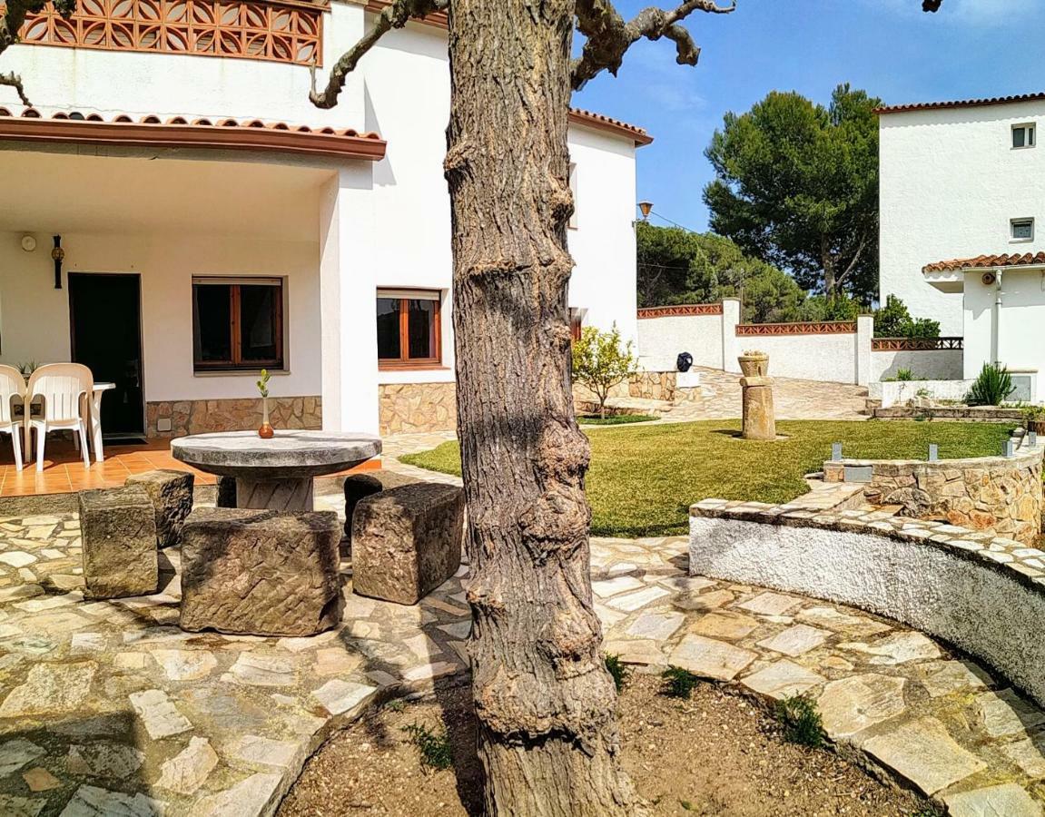 Apartamento Montgó L' Escala Bagian luar foto